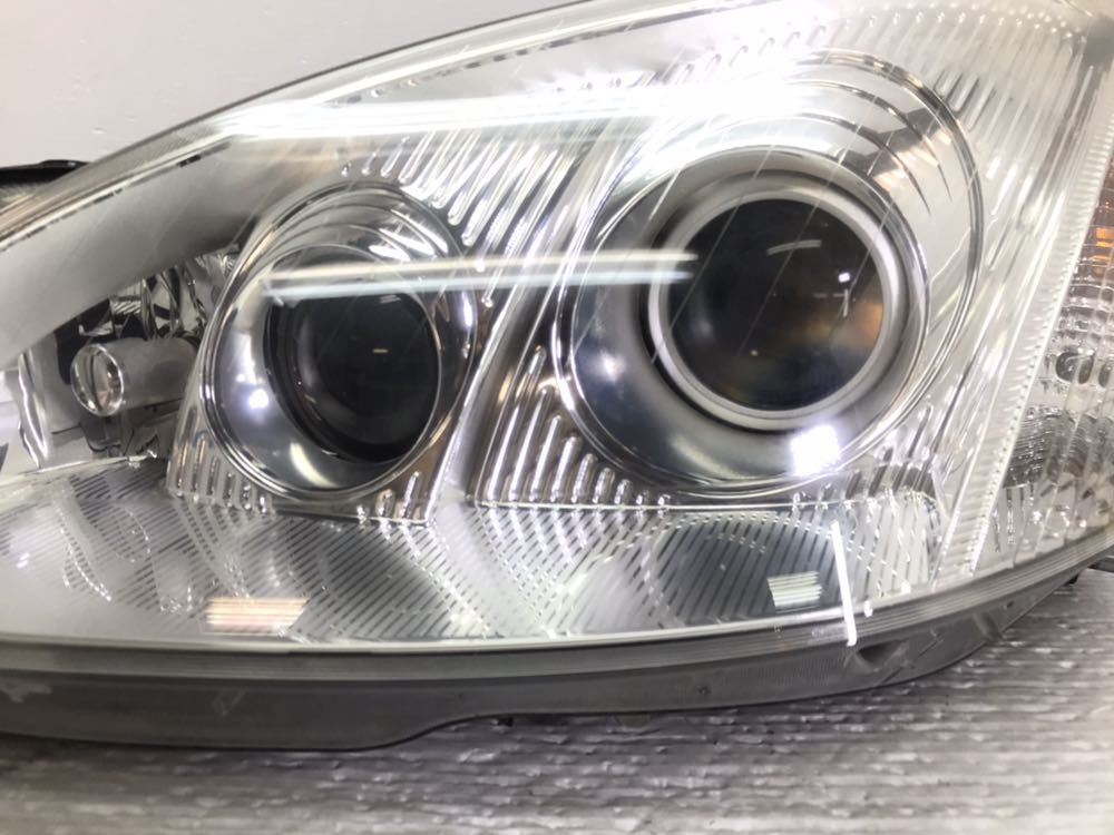 車 W221 ベンツSクラス 純正ヘッドライトセット右！