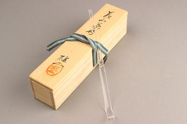  可 ガラス製 濱地 雄二作 義山茶杓 ガラス茶杓 ギヤマン クリスタル 茶道具 初荷 骨董 古玩 古美術品 古道具(茶碗)｜売買されたオークション情報、yahooの商品情報をアーカイブ公開 - オーク 京焼