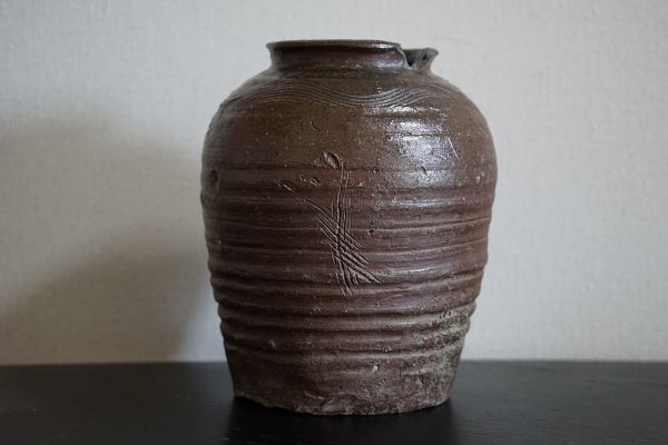 室町時代 古備前 波状文壷 壺 | 高22cm 肩の 桂又三郎入