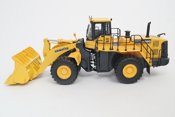 コマツ WA600-3 ホイールローダー 1/50 ☆KOMATSU WA600-3 コマツ