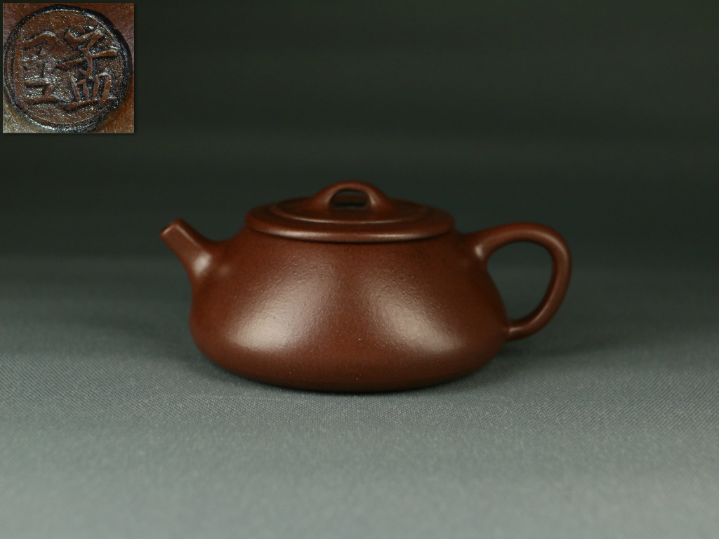  孟臣 款 紫砂壺 唐物 紫泥の急須 煎茶道具 古玩 宜興紫砂 時代物(施釉陶)｜売買されたオークション情報、yahooの商品情報をアーカイブ公開 - オークファン 骨董陶磁器一般