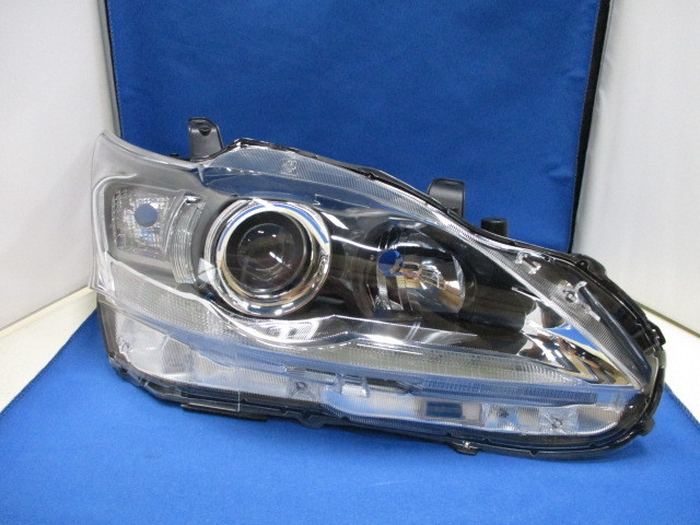 レクサス CT200h ZWA10 前期中期 右ライト/右ヘッドライト レクサス CT200h ZWA10 前期中期 右ライト/右ヘッドライト