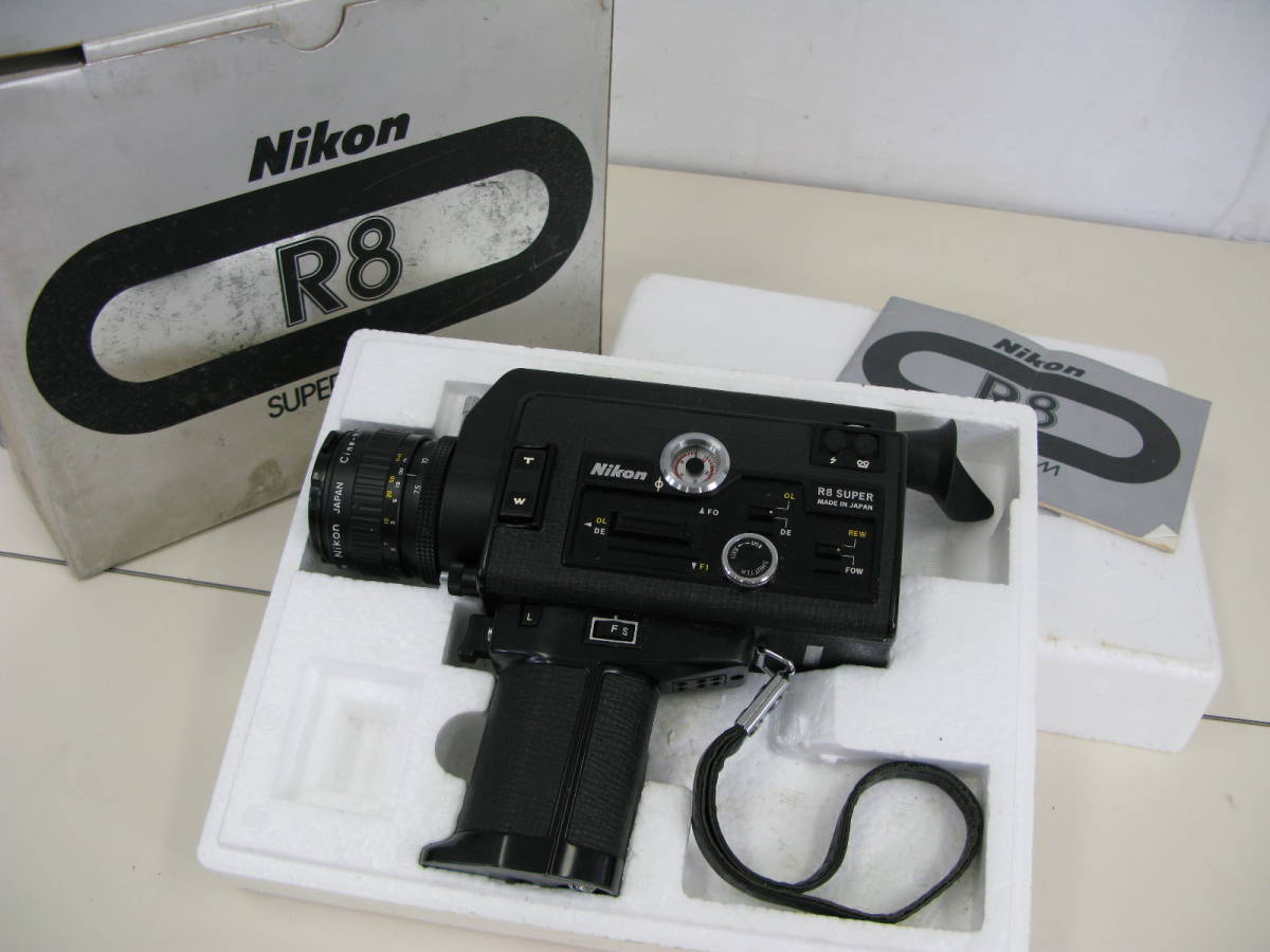 NIKON ニコン R8 SUPERZOOM 8ミリ フィルムカメラ Cine-NIKKOR 200m macro 7.5-60mm 6 ...