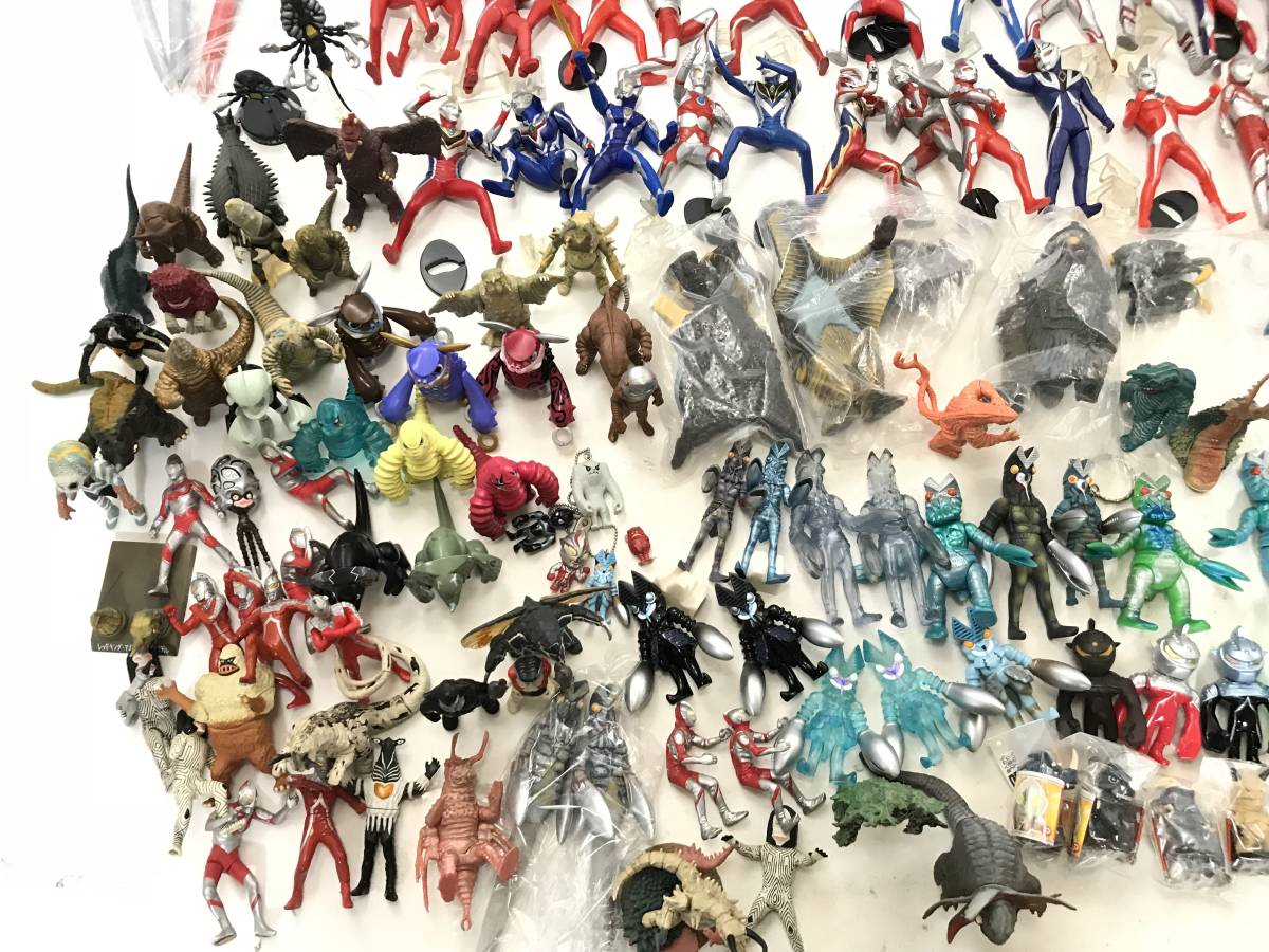 3504/ウルトラマン 怪獣 星人 食玩 ガチャ ガシャ プライズ 等 ソフビ