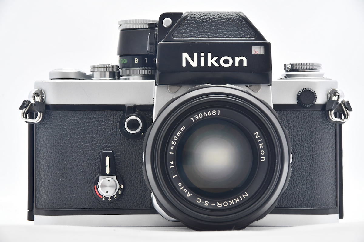 d*9様 CONTAX 一眼レフカメラ レンズキャップ付き d*9様 CONTAX 一眼