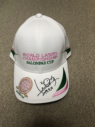 渋野 日向子サイン入りキャップ（サロンパスカップ初優勝・初メジャー