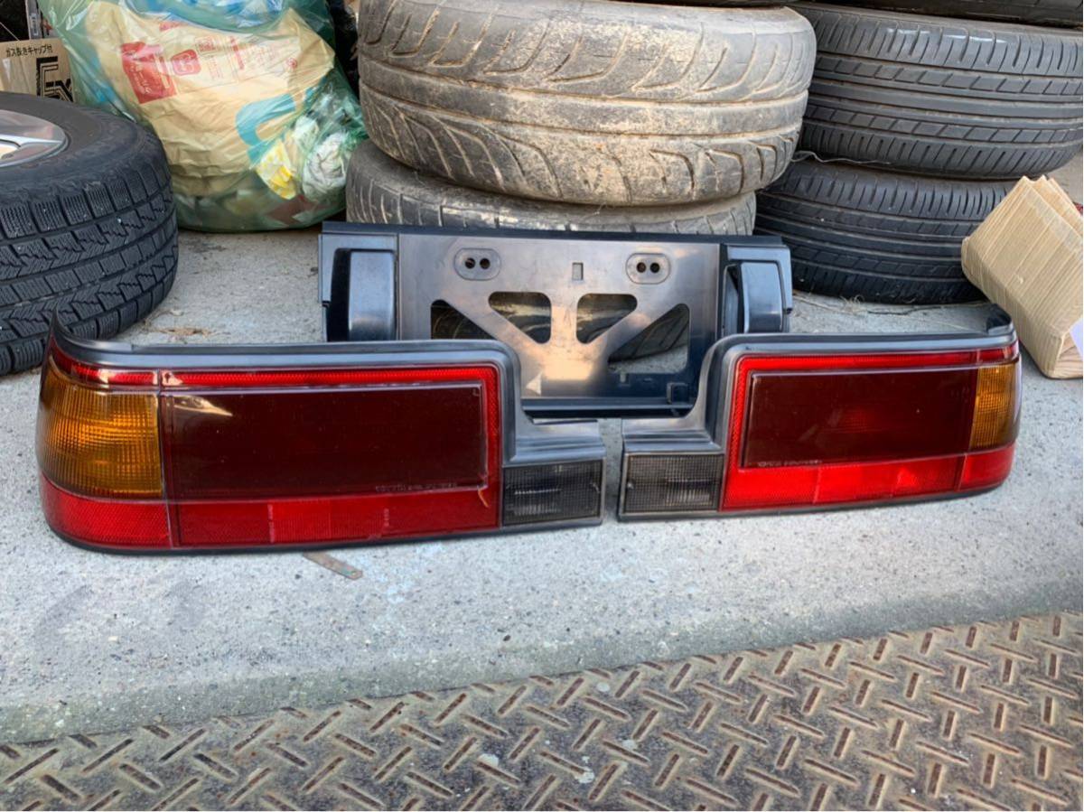 在庫品 AE86 2ドア トレノ 後期 テールランプ 左右セット バルブ