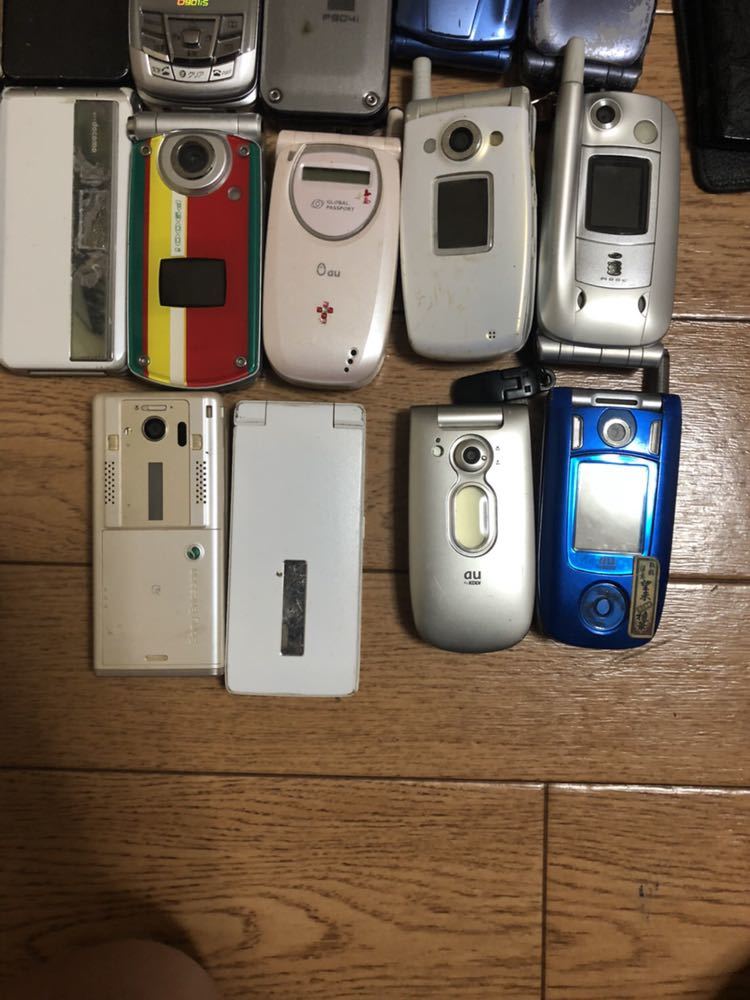 iPhone・スマホ・ガラケー携帯電話 30台以上多数 ジャンク品