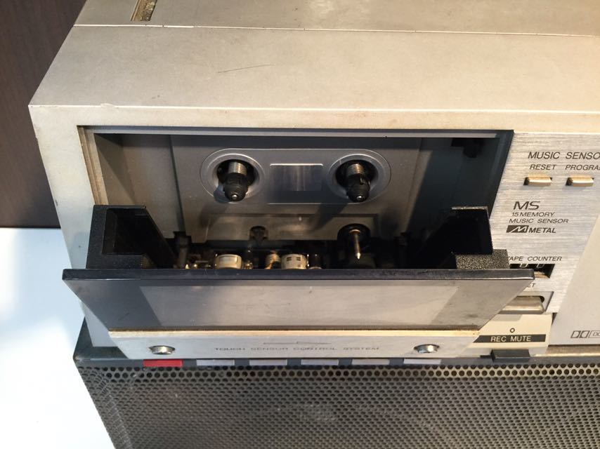 Yahoo!オークション - 「aiwa ラジカセ cs-j88」の落札相場・落札価格