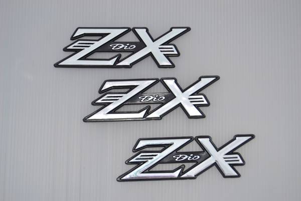 ライブディオzx Af34 Af35 Zxエンブレム 3枚セット ステッカー デカール 売買されたオークション情報 Yahooの商品情報をアーカイブ公開 オークファン Aucfan Com
