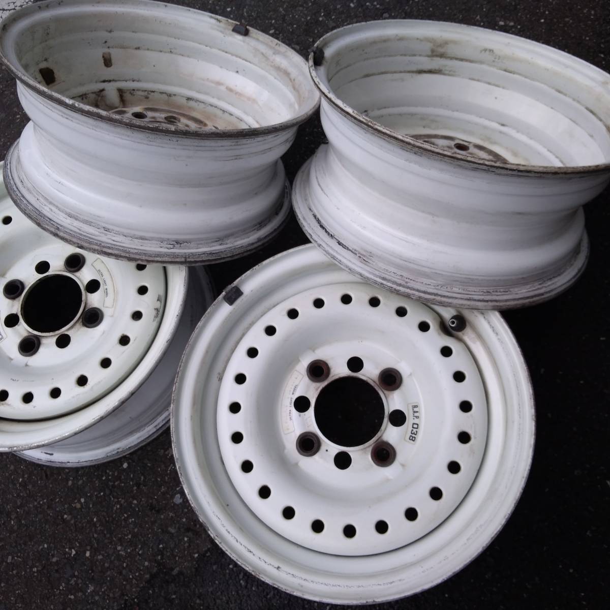 旧車用　超軽量アルミホイル　１４インチ　４穴　中古品_2