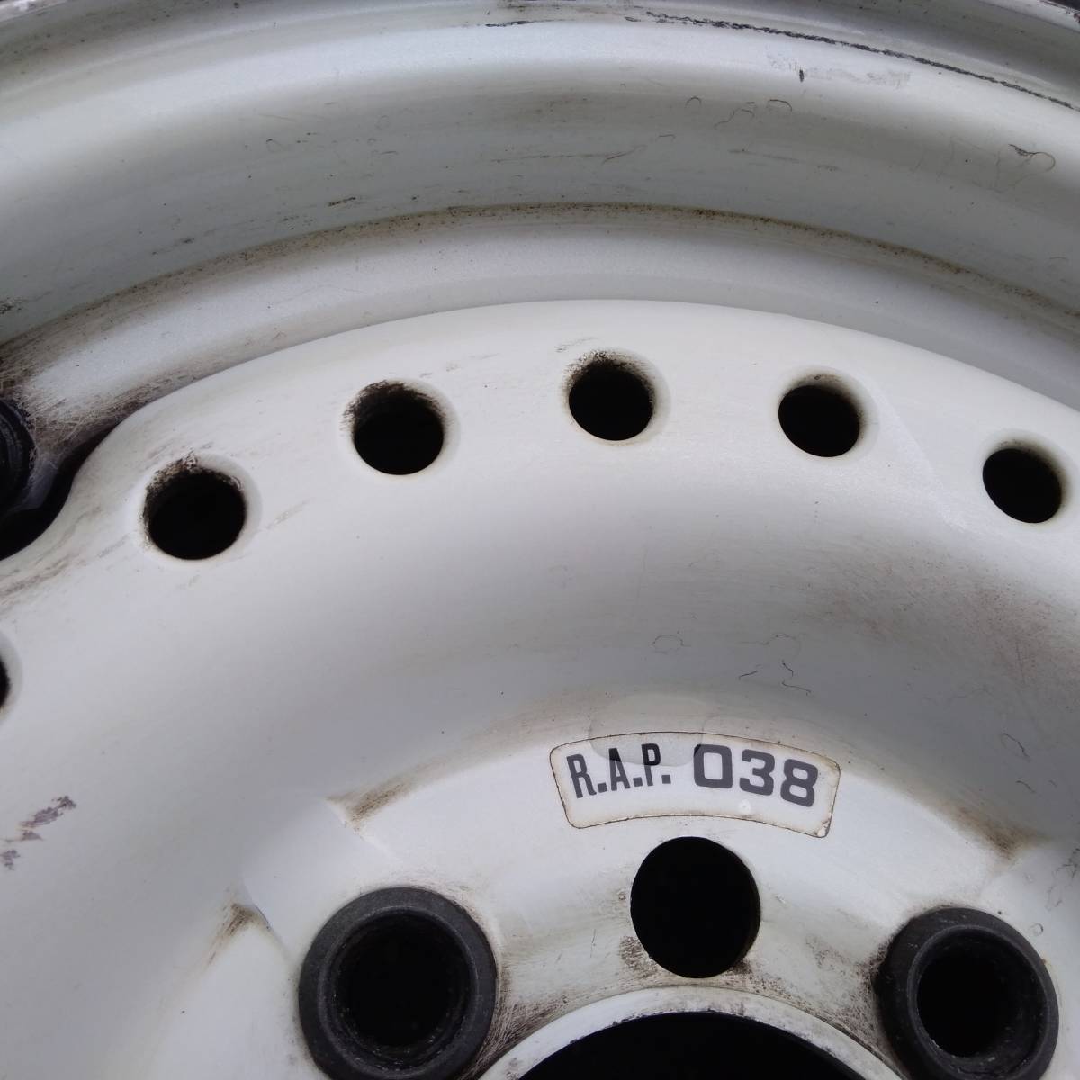 旧車用　超軽量アルミホイル　１４インチ　４穴　中古品_5