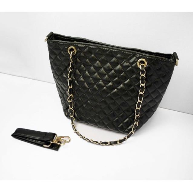 ノベルティ シャネル ショルダーバッグ CHANEL チェーン ブラック