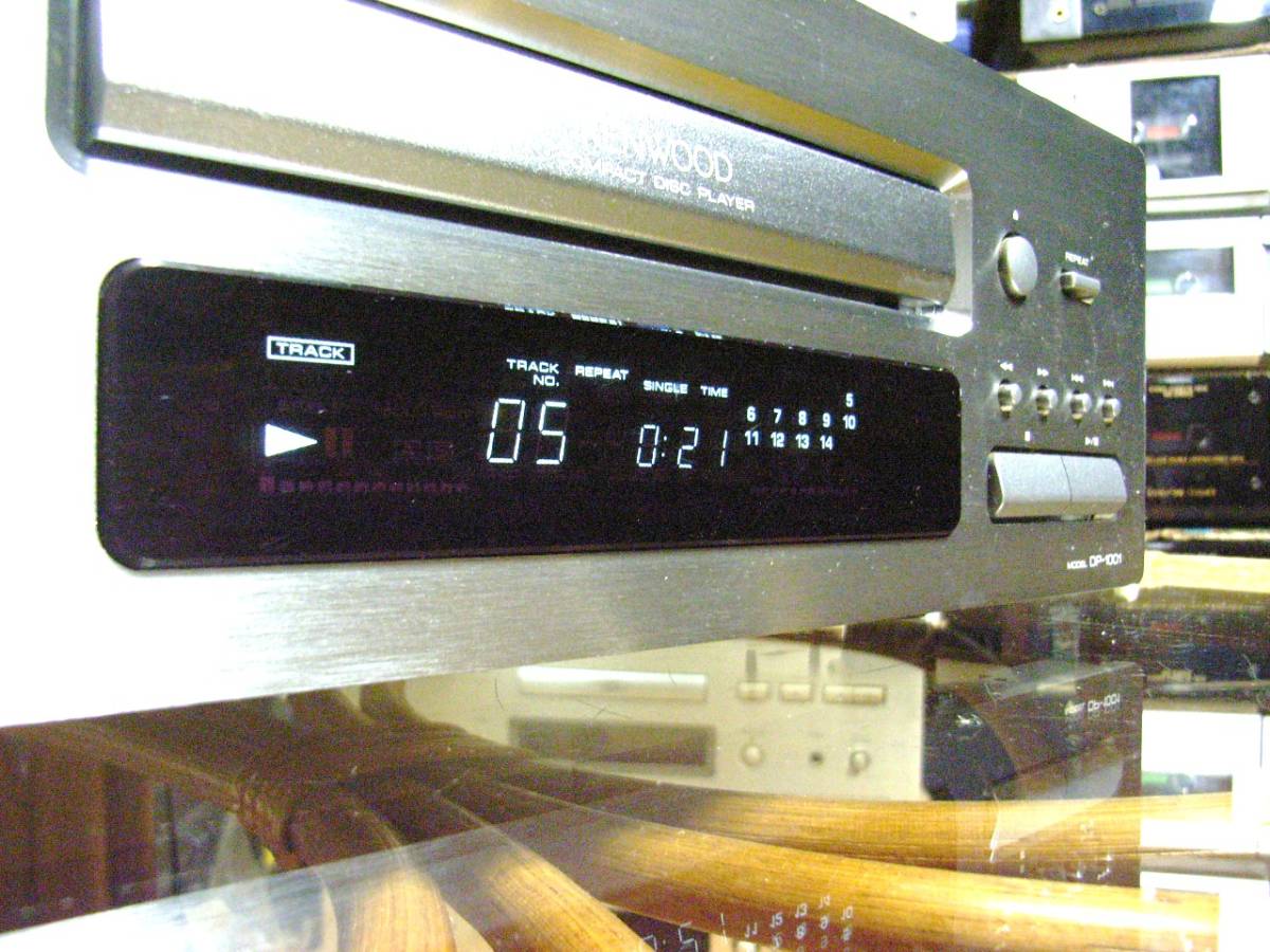 KENWOOD DP-1001 CDプレーヤー 1bitDAC D/AコンバーターPHILIPS.DAC7 綺麗な高音域 ケンウッド特有のピュアサウンド 作動確認メンテ済み