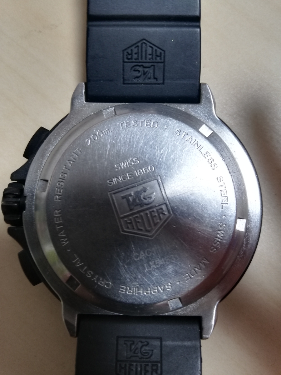 送料無料☆101356494 タグ・ホイヤーTAG Heuerフォーミュラ1ＣＡＣ1110クオーツ式クロノグラフ腕時計 黒文字盤