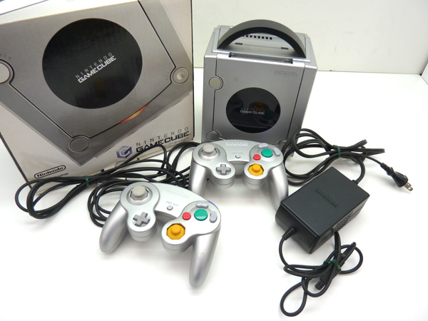  ニンテンドー/Nintendo ゲームキューブ/GAME CUBE シルバー DOL-S-PLA コントローラー2個 ゲーム機(本体)｜売買されたオークション情報、yahooの商品情報をアーカイブ公開 - オークファン 本体