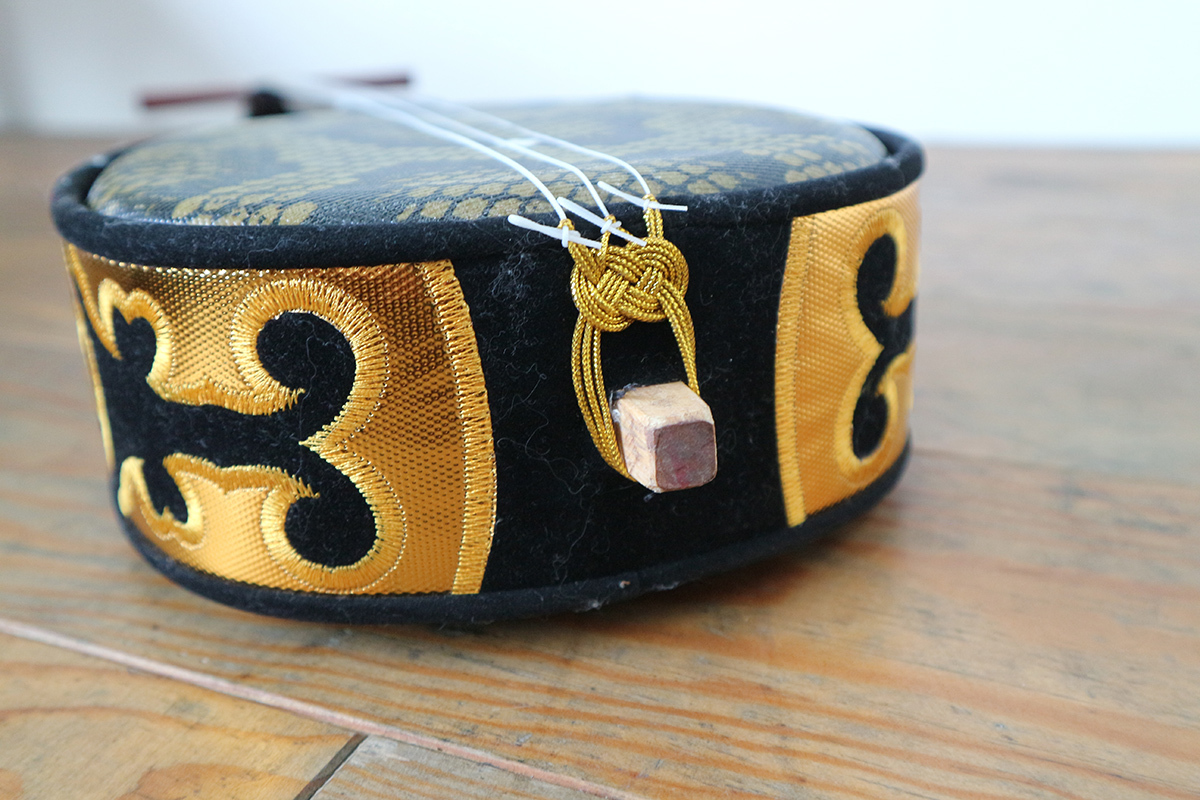 人工皮 沖縄 三味線 良品沖縄三線 人工 人工蛇革 沖縄 三線 蛇柄 人工