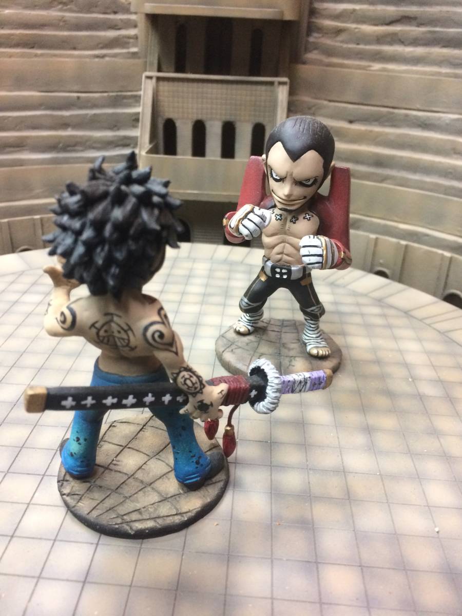 ワンピース Onepiece ワンピースフィギュア トラファルガー ロー ボクサーイデオ ２体 ワーコレサイズ 一品物 One Piece 売買されたオークション情報 Yahooの商品情報をアーカイブ公開 オークファン Aucfan Com