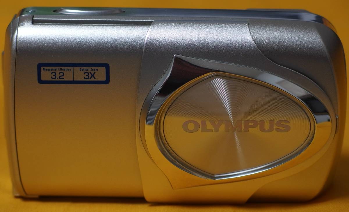 オリンパス Olympus Stylus 300 /μ mju: 300 digital ミューデジタル 海外仕様 充電器LI-10C付き ...