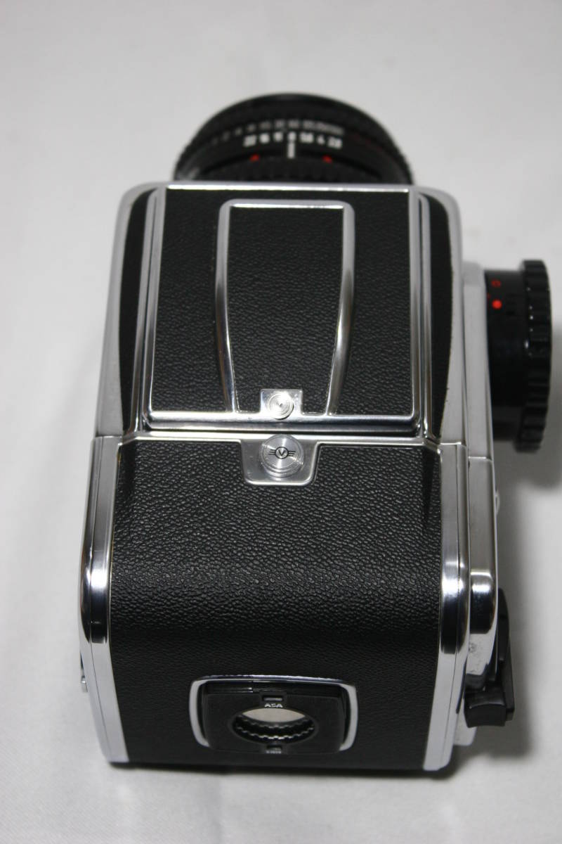 ジャンク品のHASSELBLAD 500C + A12 ハッセルブラッド 500c⁄m A12