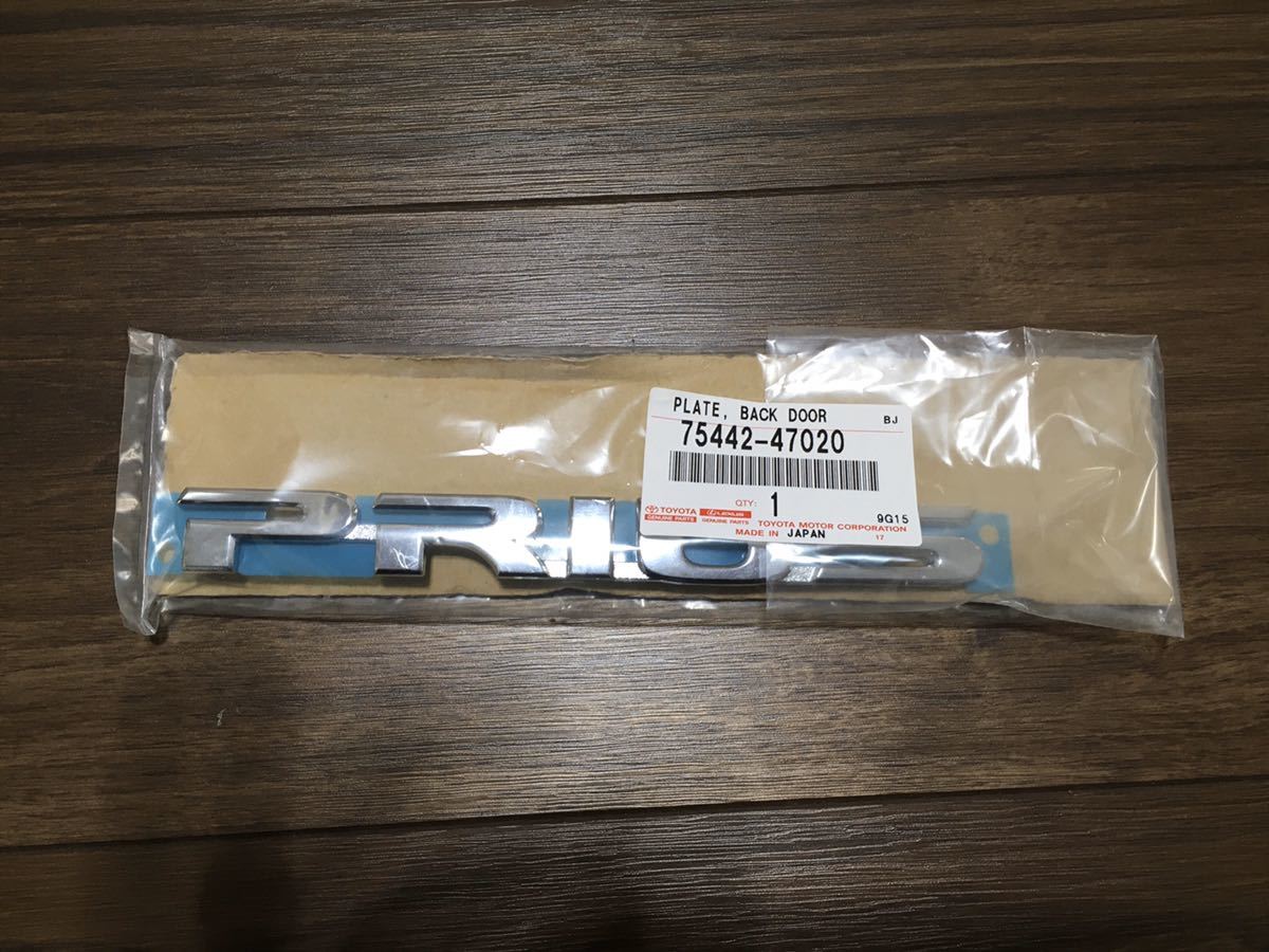 【送料無料】新品未使用トヨタ純正　30プリウス　エンブレム　ZVW30 トヨタマーク　ハイブリッドエンブレム　プリウスエンブレム　_4