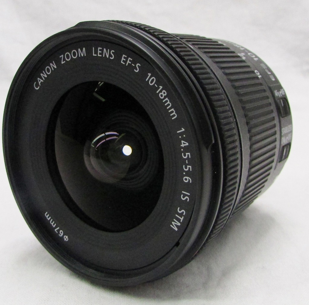 ●● 1スタ　ジャンク品 CANON　キャノン　EFS　10-18mm　1：4.5-5.6　IS　STM　キャップ1個欠品　カメラレンズ