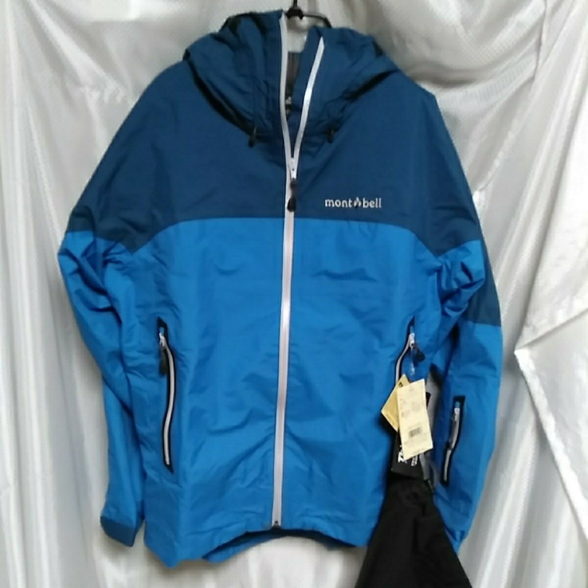 モンベル Mont Bell ストームジャケット メンズ Mサイズ シアンブルー マムート ノースフェイス パタゴニア 男性用 売買されたオークション情報 Yahooの商品情報をアーカイブ公開 オークファン Aucfan Com