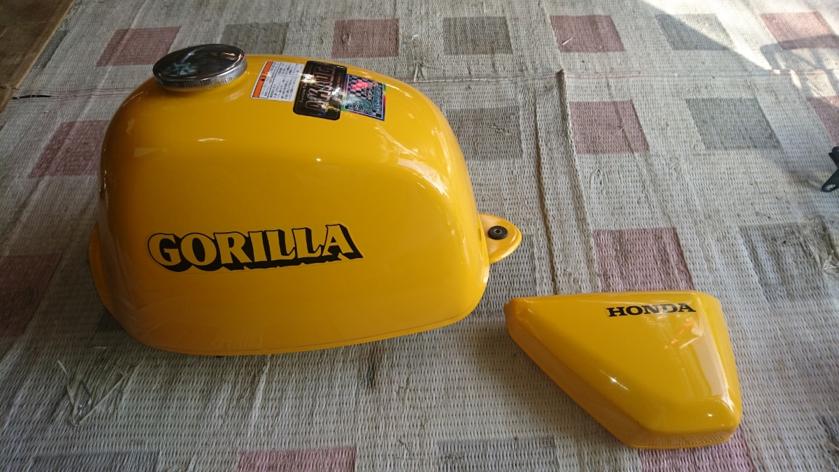 ホンダゴリラ純正タンクとサイドカバーセット検モンキーゴリラダックス 