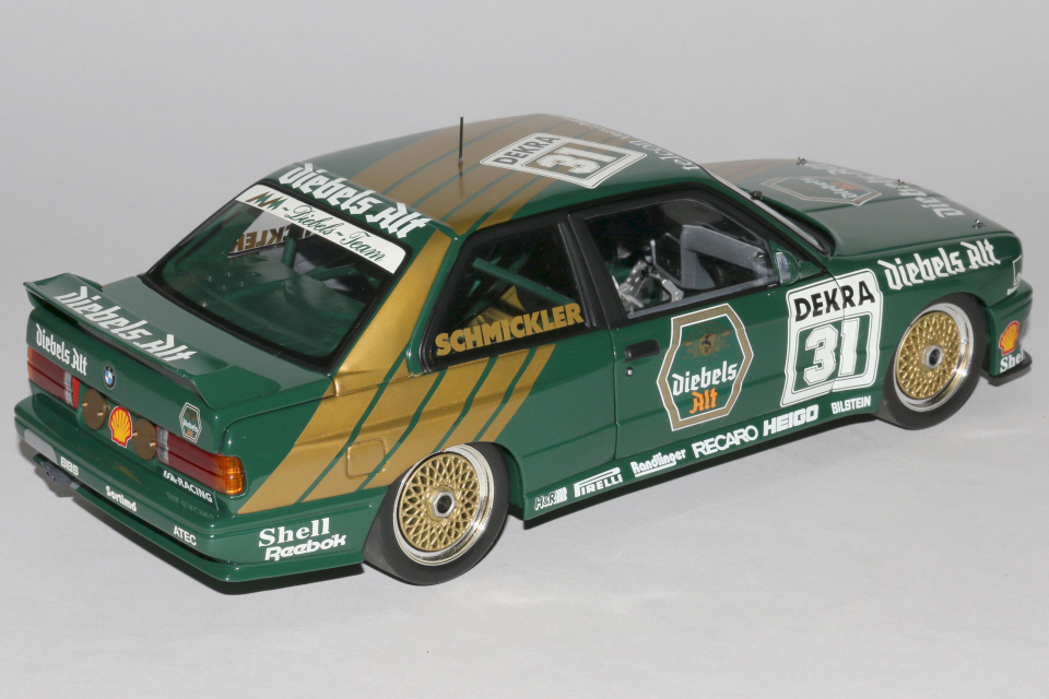 アシェット 国産名車コレクション 1/24 #125 スバル アルシオーネ 4WD