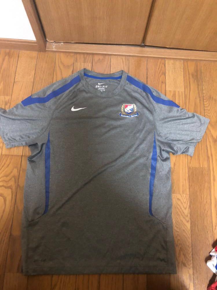 | 横浜F・マリノス JAPAN – KICKO ニュース 横浜Fマリノス NIKE トレーニングウェア-KICKO ユニフォーム 2025チームオフィシャルトレーニングウェア発売のお知らせ トレーニングウェア 横浜F 0 08 サイズXL
