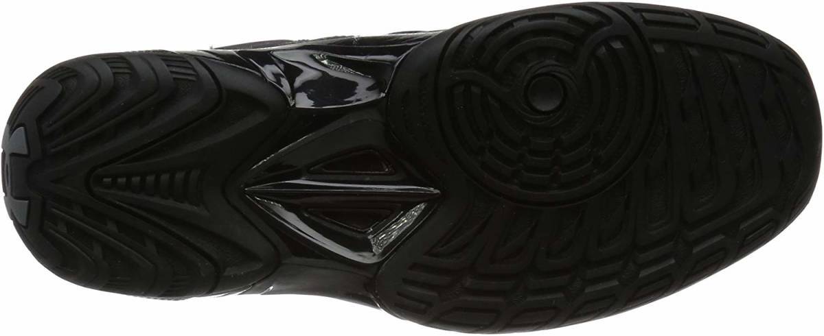 UNDER ARMOUR(アンダーアーマー)マイクロGニホン プラスLOW (ブラック/チャコールグレイ/メタリックシルバー)２７．０ＣＭ