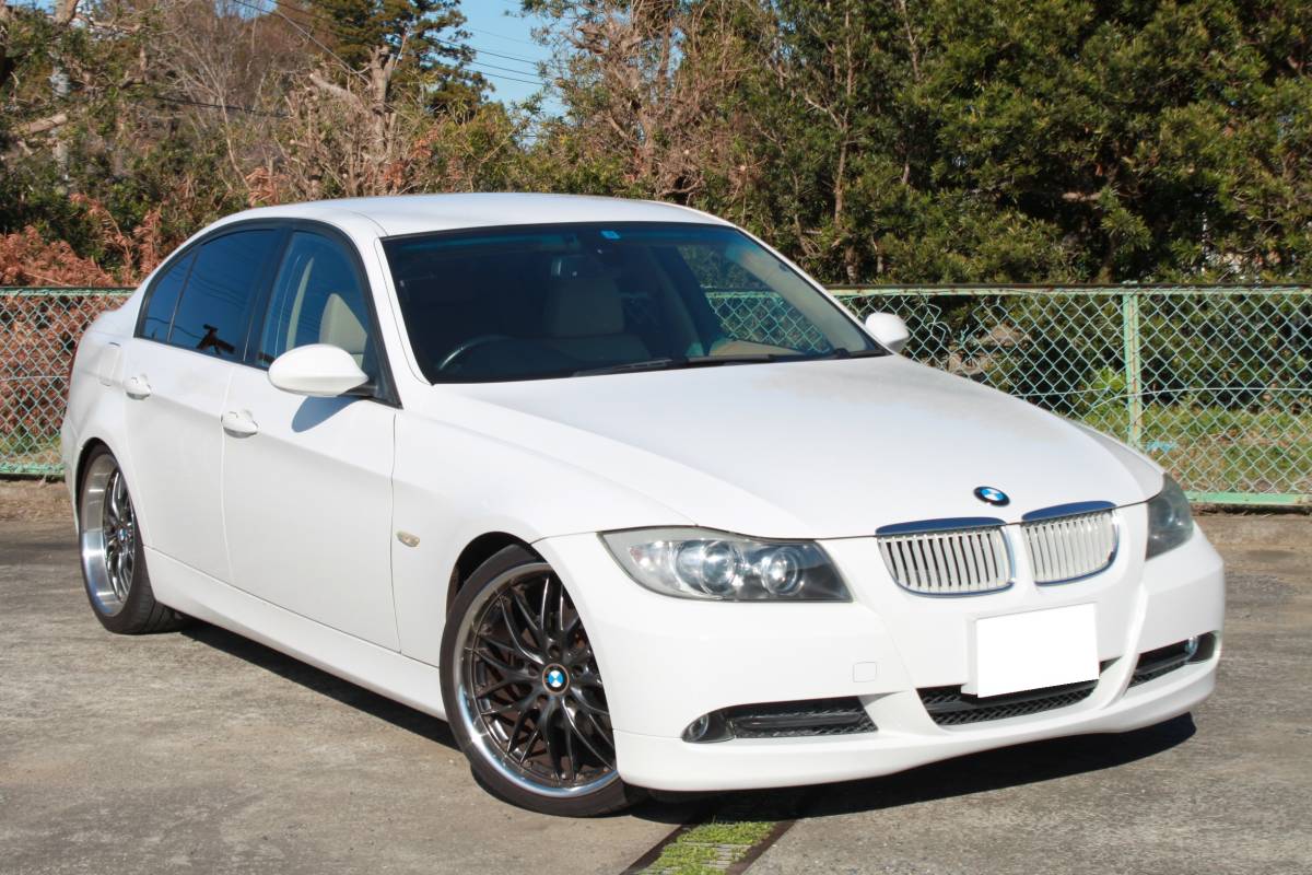 最終価格　 320i　長ーい車検付　2011年高年式　激安早い者勝ち 最終価格BMW 320i長ーい車検付2011年高年式激安早い者勝ち