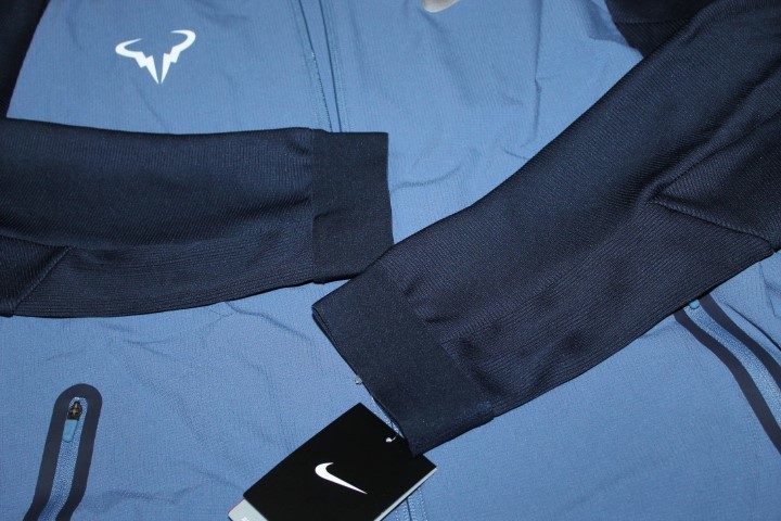 特価即決】 新品☆NIKE☆''ラファエル・ナダルモデル'' プレミアム