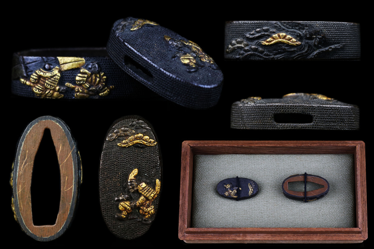 B-79 縁頭　金銀象嵌　武具　刀装具　日本　骨董品　時代物　美術品　工芸品 人気SALE，高品質 【昊】時代刀剣武具 金象嵌松武士図 縁頭揃