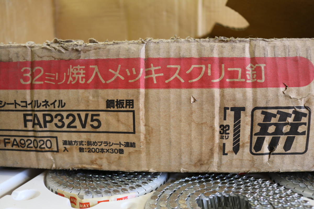 u330851218.6