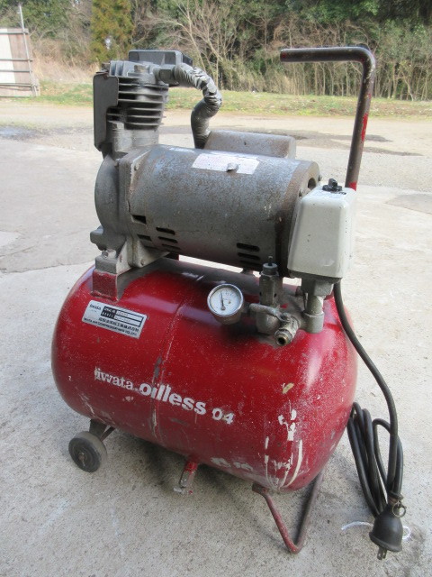 531 岩田 イワタ オイルフリーコンプレッサー OLP-04P オイルレス 
