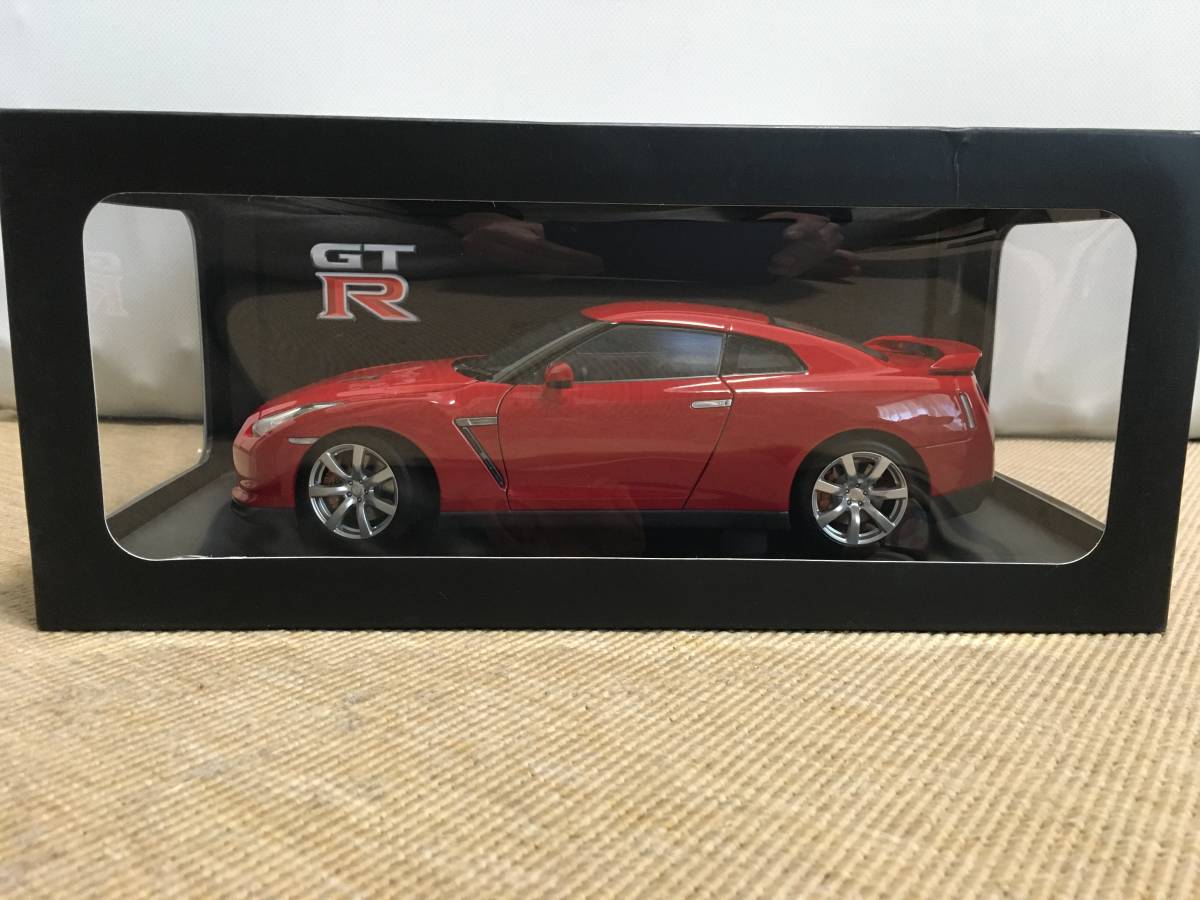 AUTOart オートアート 1/18 NISSAN R35 GT-R 【レッド】日産ディーラー別注モデル