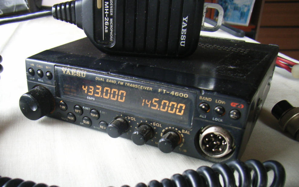 YAESU FT-4600 144/430 デュアルバンド 受信拡張済み 【公式通販】