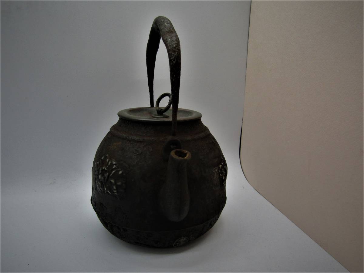 鉄瓶 龍文堂 時代物 龍文堂造 HR5 世依 蓋の 胴款印有