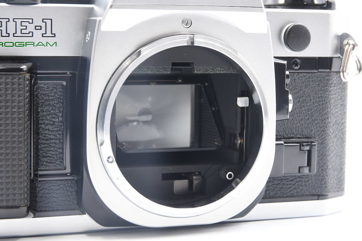 ◆ CANON キヤノン AE-1 PROGRAM + CANON LENS NEW FD 50mm F1.8 + CANON MACRO LENS NEW FD 100mm F4 MF一眼 レンズ2本 セット_7