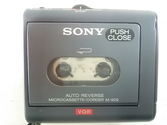 高&frasl;SONY&frasl;マイクロカセットレコーダー&frasl;M-909&frasl;動作不能&frasl;ケース付