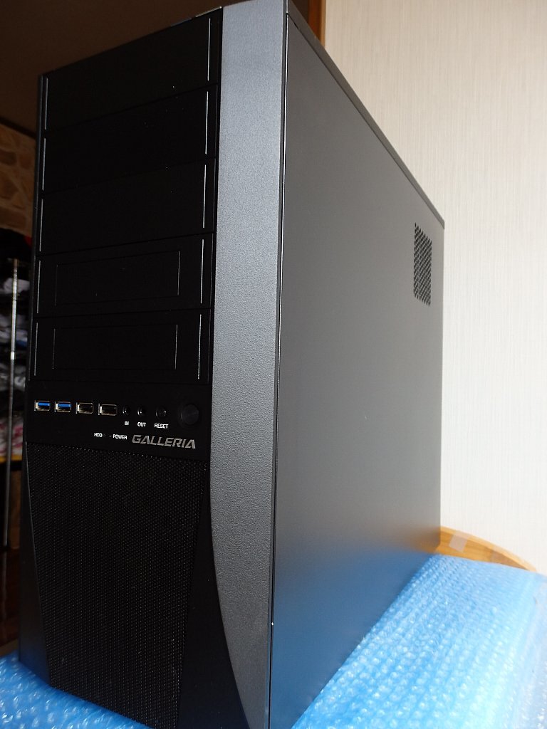 ミドルタワーPCケース GALLERIA 電源(動作確認済500W)／12cmファン（3