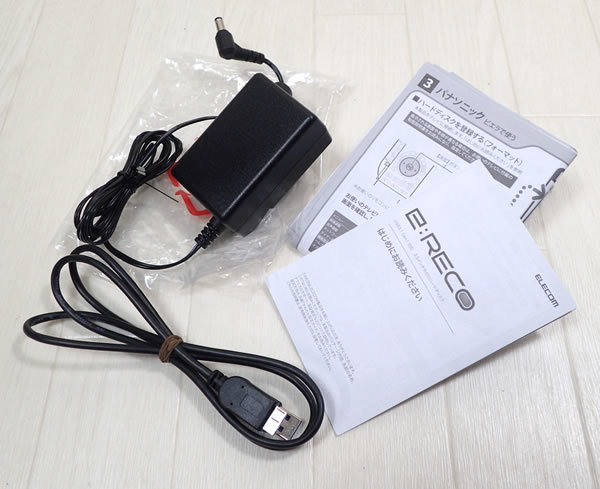 美品 使用時間331時間 電源投入回数73回 エレコム ELD-ETV020UBK TV向け外付けハードディスク HDD 2TB ブラック