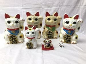 招き猫 貯金箱のYahoo!オークション(旧ヤフオク!)の相場・価格を見る