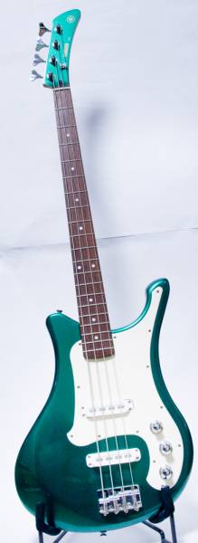 【レアカラー】YAMAHA SBV500 グリーン エレキベース ヤマハ　日本製 YAMAHA SBV-500 - sonic blue | Green Guitars Online Store