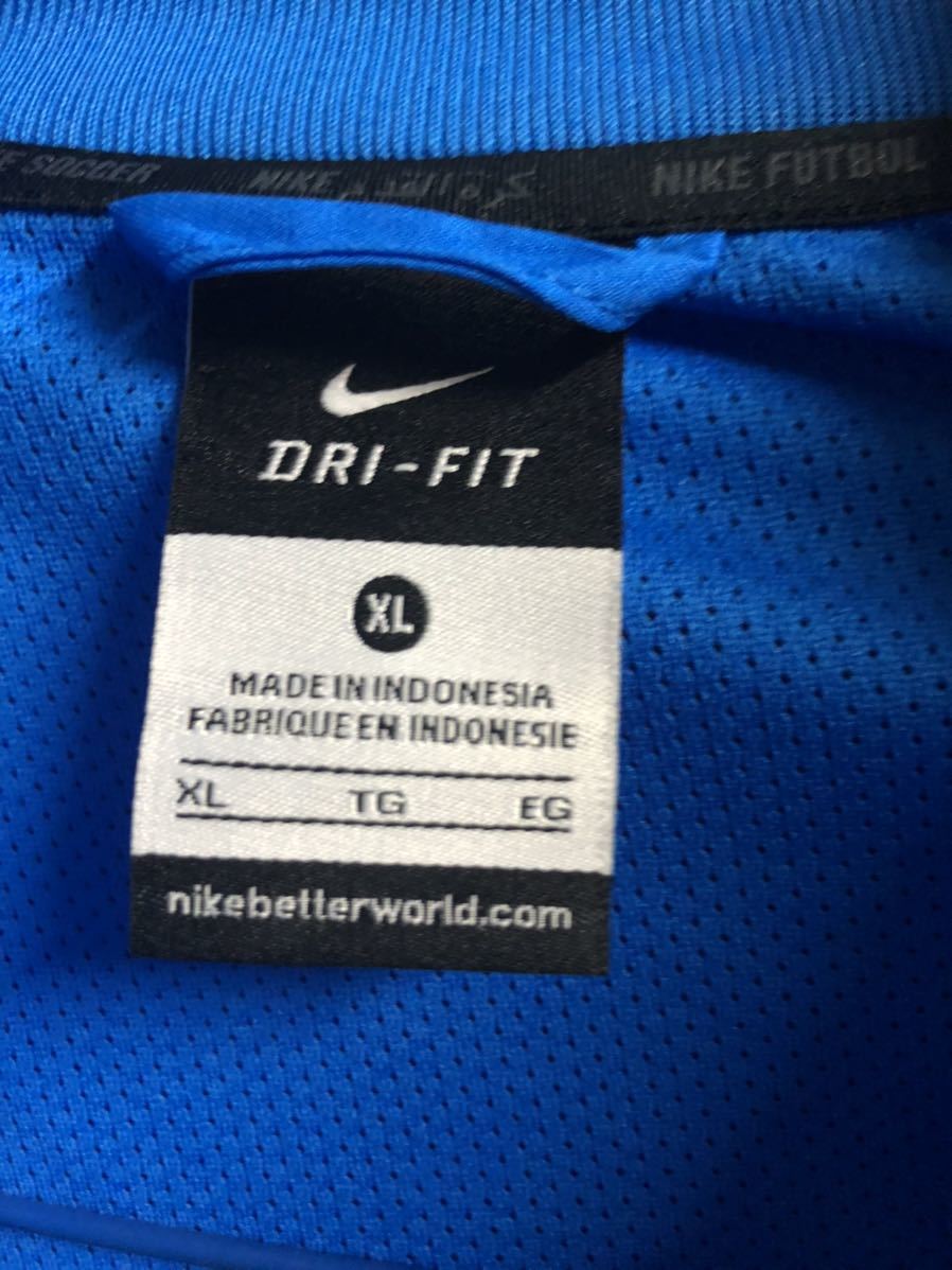 ブラジル代表 NIKE ナイキ トレーニングウェア Dri-FIT Nike 0 Itaú — ブラック トレーニングフーデッドジャケット L、XLサイズ19-21 支給品 ノースリーブ NIKE選手支給品ブラジル代表トレーニングウェア アウェイユニフォーム