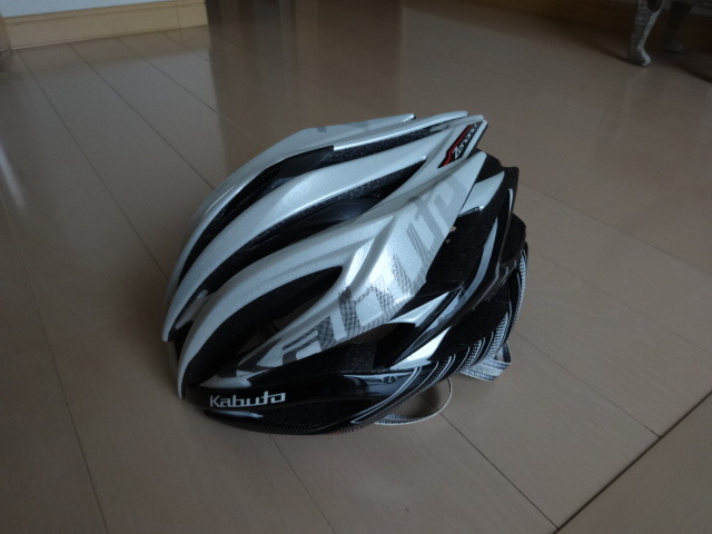 【お買い得，爆買い】 OGK KABUTO カブト ZENARD ゼナード ブレードシルバー L(Lサイズ)｜売買されたオークション情報、yahooの商品情報をアーカイブ公開 - オークファン 大人用