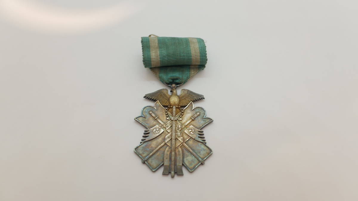 勲章 旧日本軍 - 功七級金鵄勲章 Yahoo!オークション 徽章 : 当時物