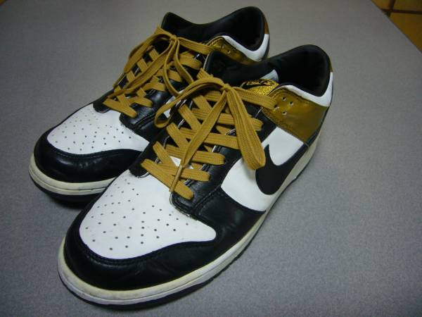 NIKE DUNK LOW クーリエ 28cm 白/黒/金 美中古 ダンクジョーダン(28.0 