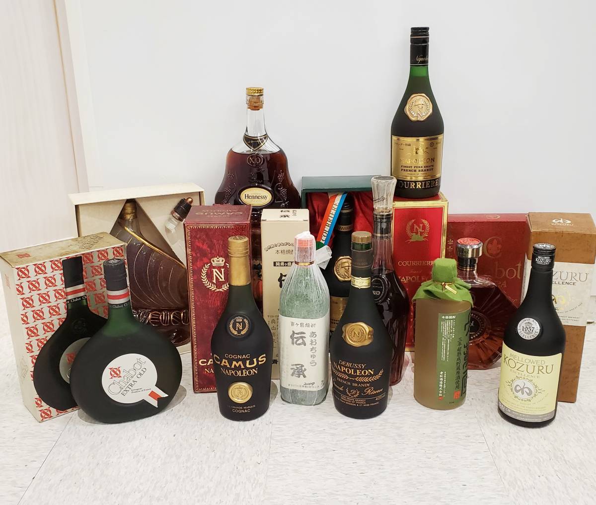 全国無料，格安 酒まとめ② お得な1円スタート ブランデー 焼酎 12本セット ヘネシーXO カミュ ラーセンなど ほぼ未開栓 古酒 洋酒(ヘネシー)｜売買されたオークション情報、yahooの商品情報をアーカイブ公開 コニャック